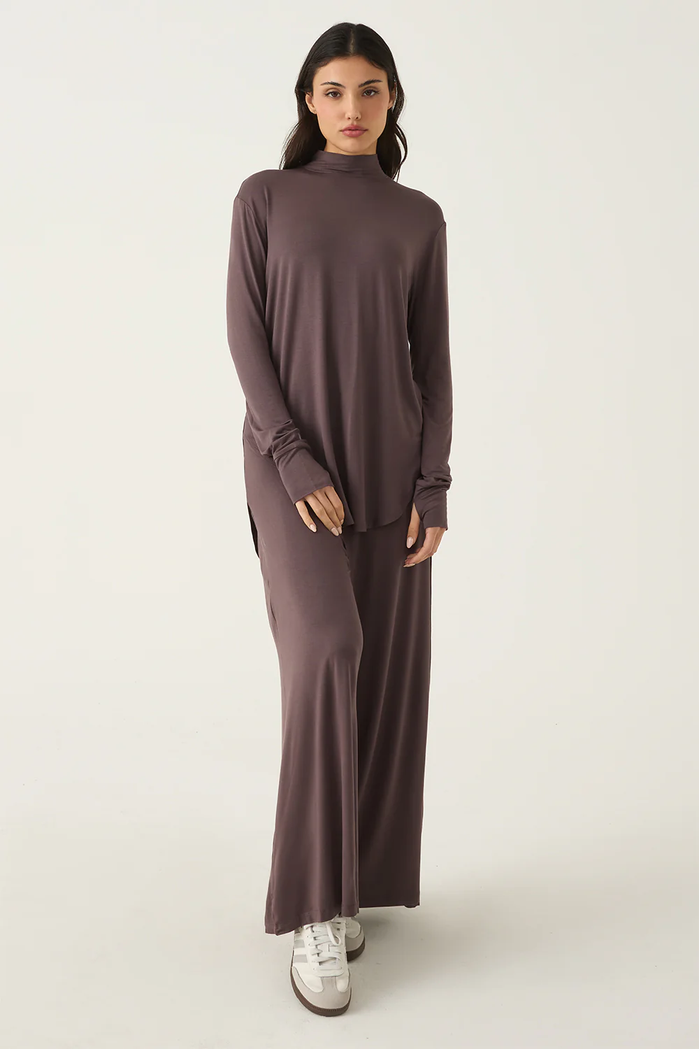 Luxe Long Sleeve T-Shirt - Image 10
