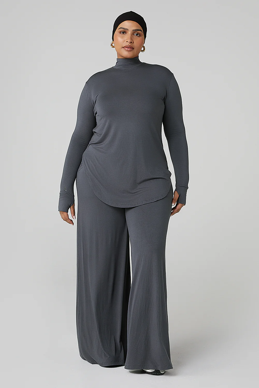 Luxe Long Sleeve T-Shirt - Image 9