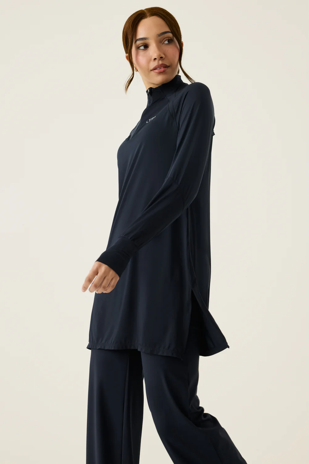 Modest Active Top - Image 3
