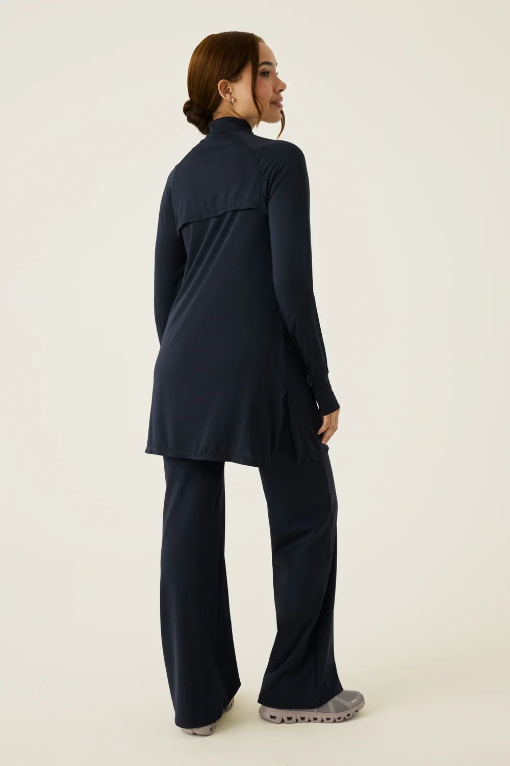 Modest Active Top - Image 5