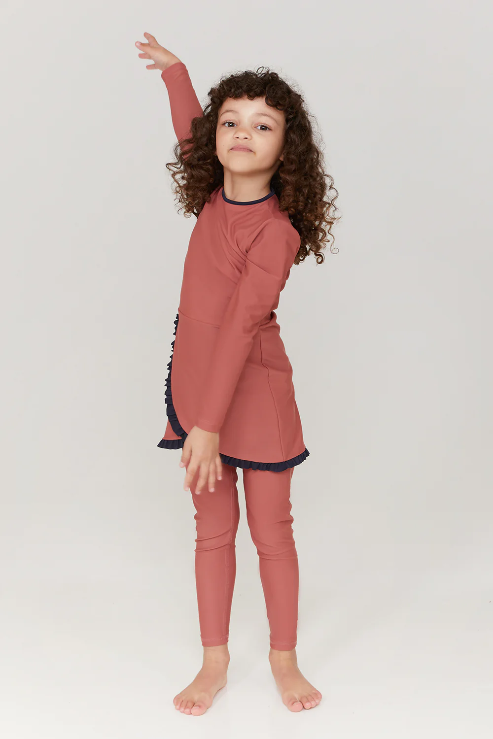 Sara - Rose - Image 5